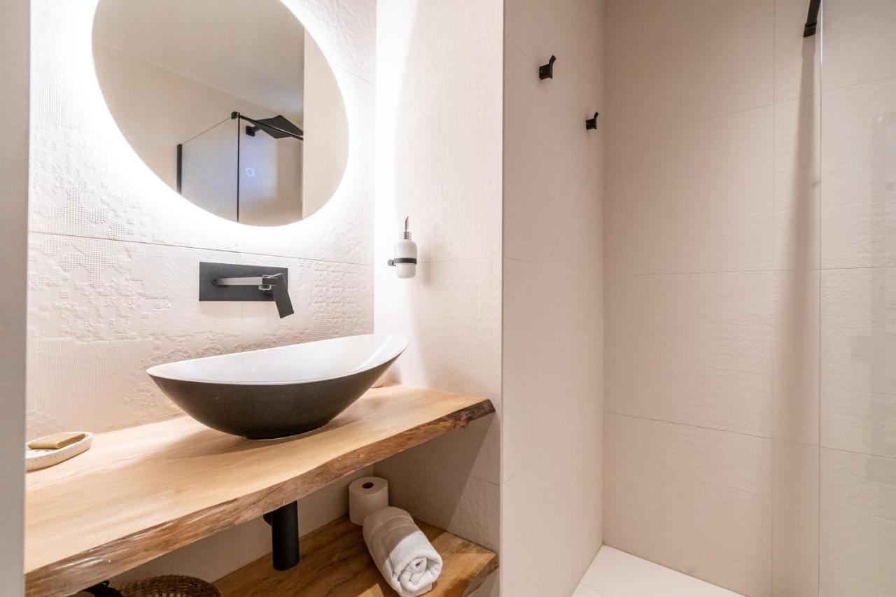 Suite In St Raph Saint-Raphaël Εξωτερικό φωτογραφία