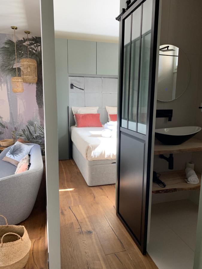 Suite In St Raph Saint-Raphaël Εξωτερικό φωτογραφία